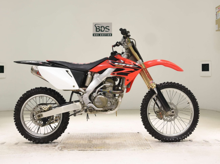 Мотоцикл Honda CRF250R
