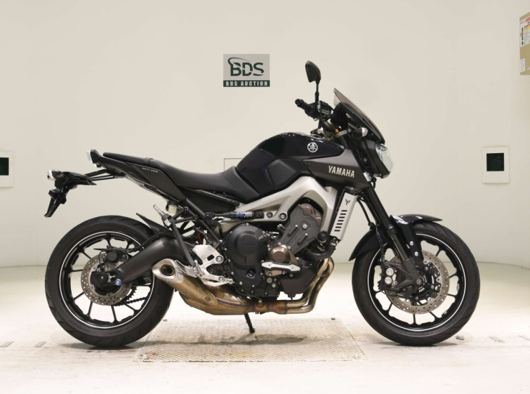 Мотоцикл Yamaha MT-09 с пробегом 12969 km