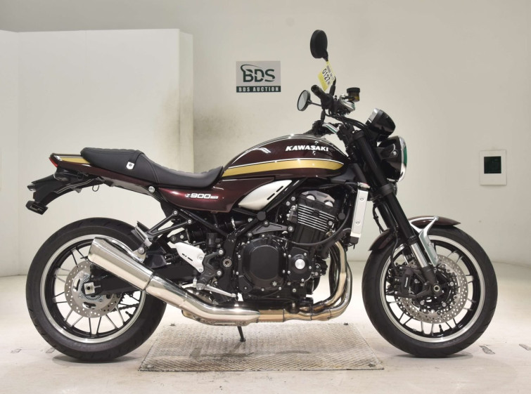 Мотоцикл Kawasaki Z900RS з пробігом 114 km