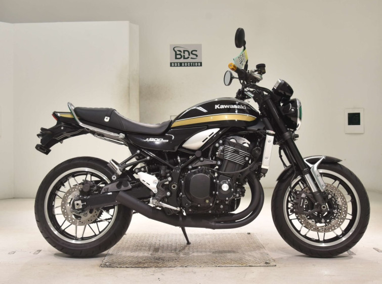 Мотоцикл Kawasaki Z900RS з пробігом 9804 km