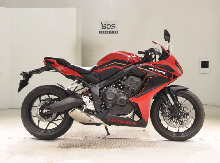 Мотоцикл Honda CBR650R с пробегом 1 km