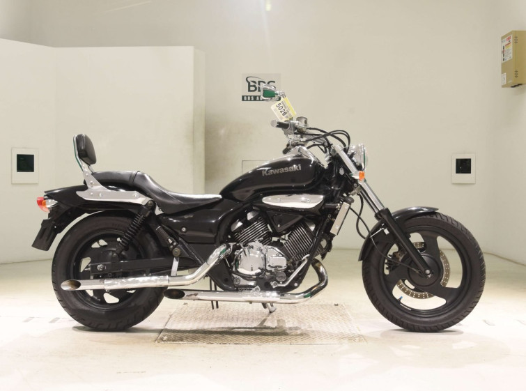 Мотоцикл Kawasaki ELIMINATOR 250V с пробегом 31629 km