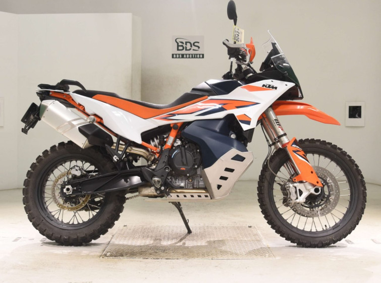 Мотоцикл KTM 890 ADVENTURE R з пробігом 9098 km