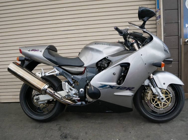 Мотоцикл Kawasaki NINJA ZX-12R с пробегом 37366 km