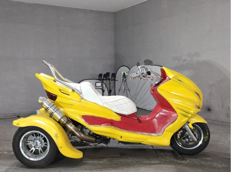 Мотоцикл Yamaha MAJESTY 250 TRIKE с пробегом 11783 km