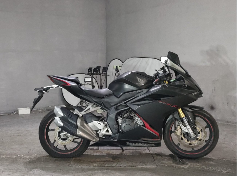 Мотоцикл Honda CBR250RR