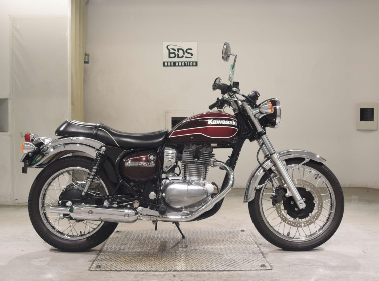 Мотоцикл Kawasaki ESTRELLA з пробігом 3750 km