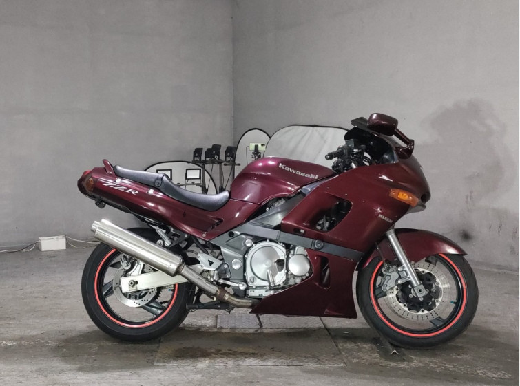 Мотоцикл Kawasaki ZZ-R400 з пробігом 37413 km