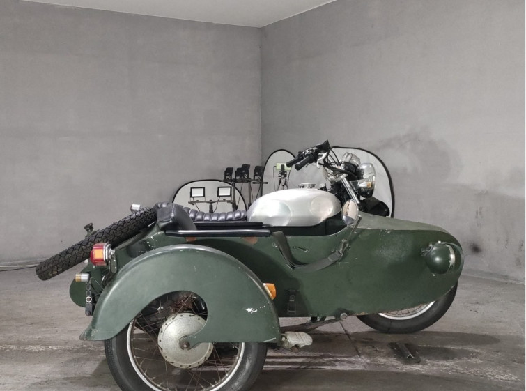 Мотоцикл Yamaha SR400 з пробігом 9383 km