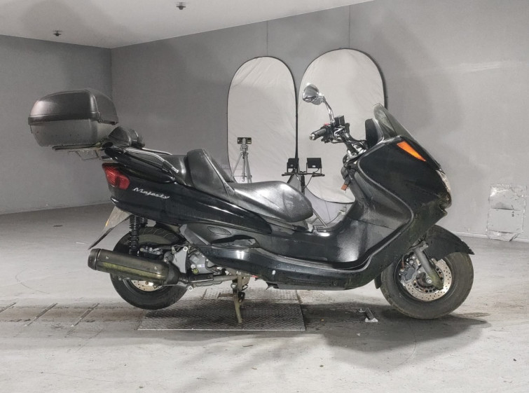 Мотоцикл Yamaha MAJESTY 250C