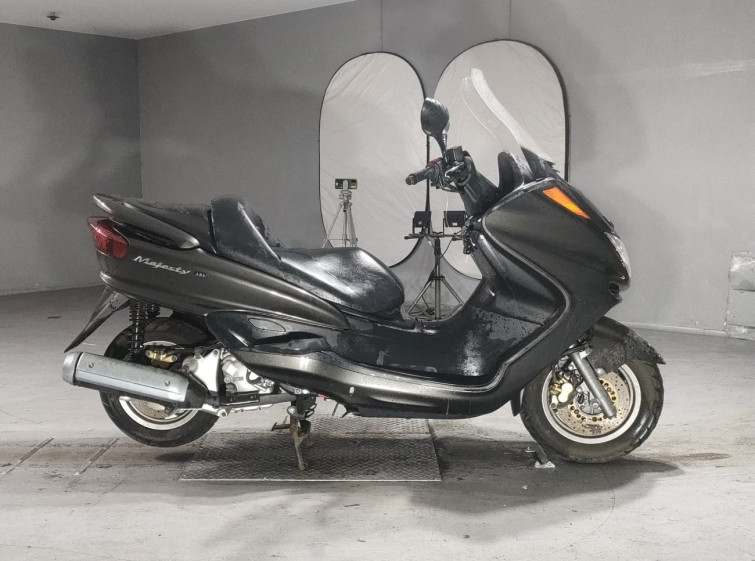Мотоцикл Yamaha MAJESTY 250