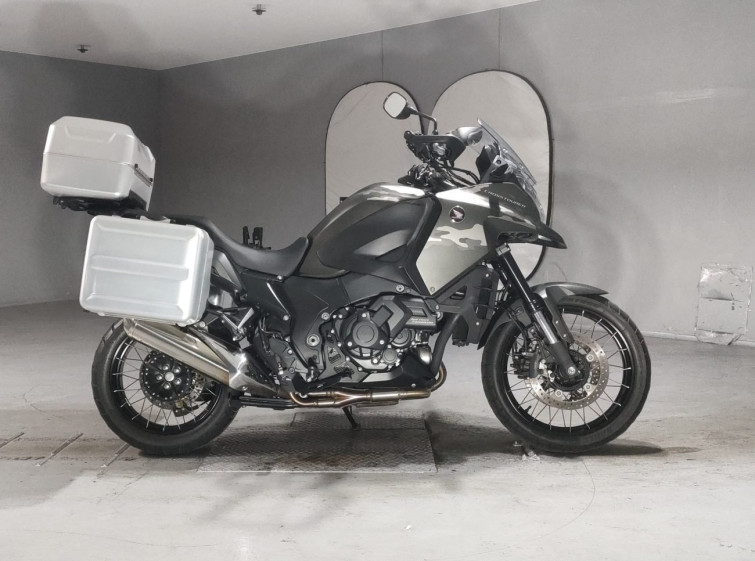 Мотоцикл Honda VFR1200XD CROSSTOURER з пробігом 12789 km