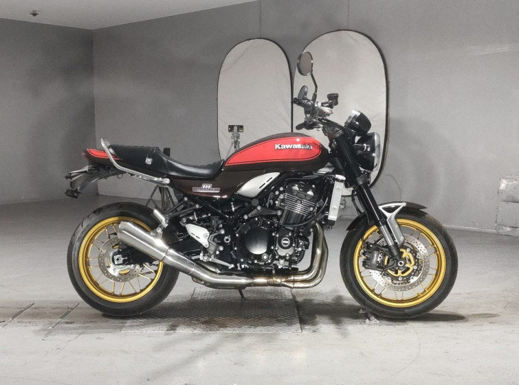 Мотоцикл Kawasaki Z900RS з пробігом 257 km