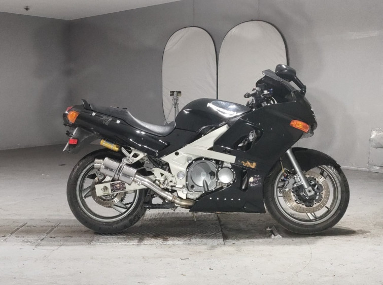 Мотоцикл Kawasaki ZZ-R600 с пробегом 18121 m
