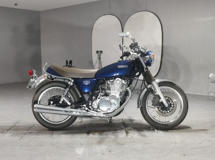 Мотоцикл Yamaha SR400 с пробегом 264 km