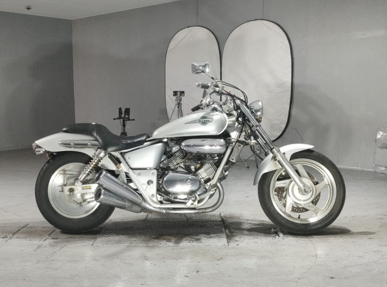 Мотоцикл Honda MAGNA250 з пробігом 56011 km