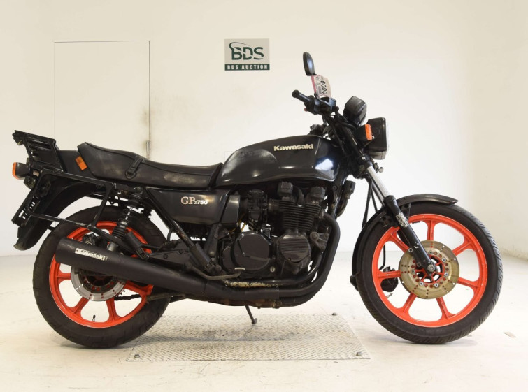Мотоцикл Kawasaki Z750GP з пробігом 71636 km