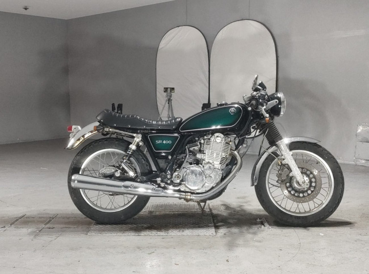Мотоцикл Yamaha SR400 з пробігом 9613 km