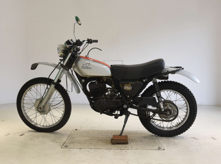 Мотоцикл Honda ELSINORE125 з пробігом 5937 m