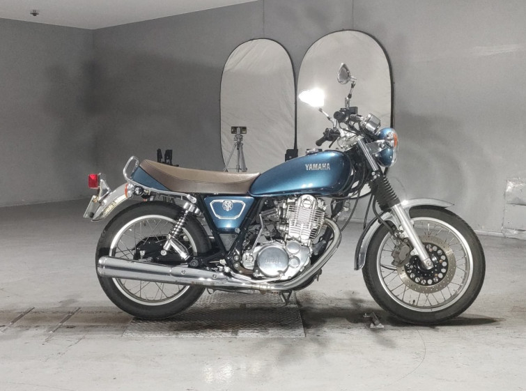 Мотоцикл Yamaha SR400 з пробігом 10914 km