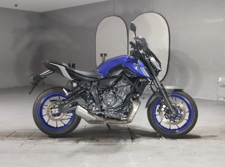 Мотоцикл Yamaha MT-07 с пробегом 27117 km