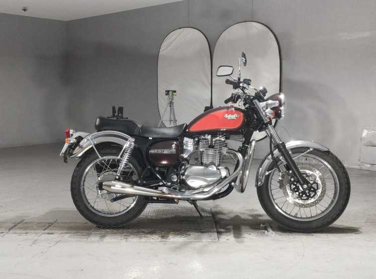 Мотоцикл Kawasaki ESTRELLA з пробігом 7561 km