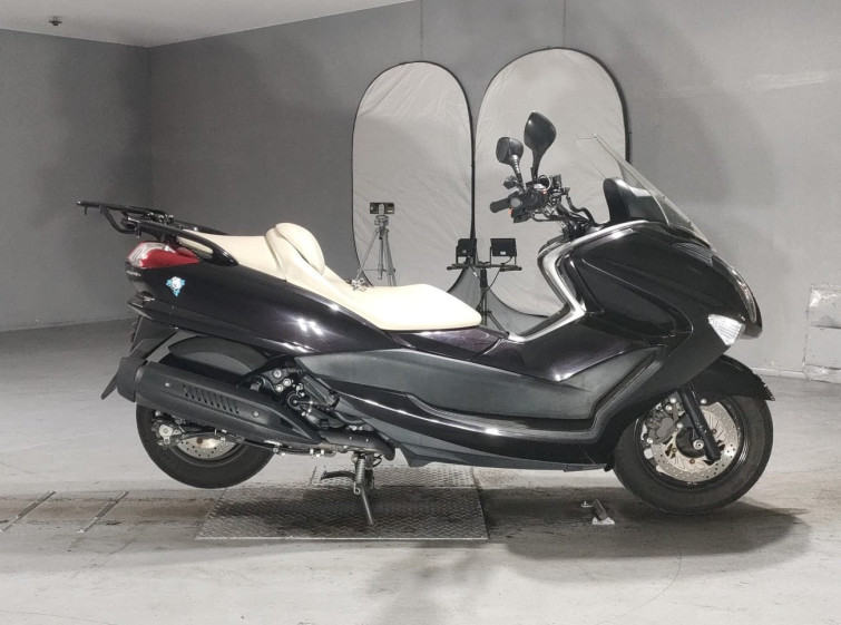 Мотоцикл Yamaha MAJESTY 250 с пробегом 10291 km