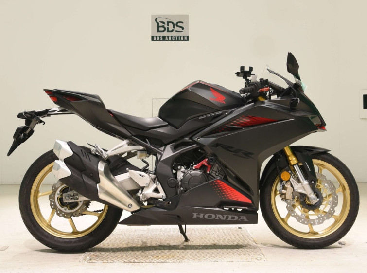 Мотоцикл Honda CBR250RR з пробігом 10393 km