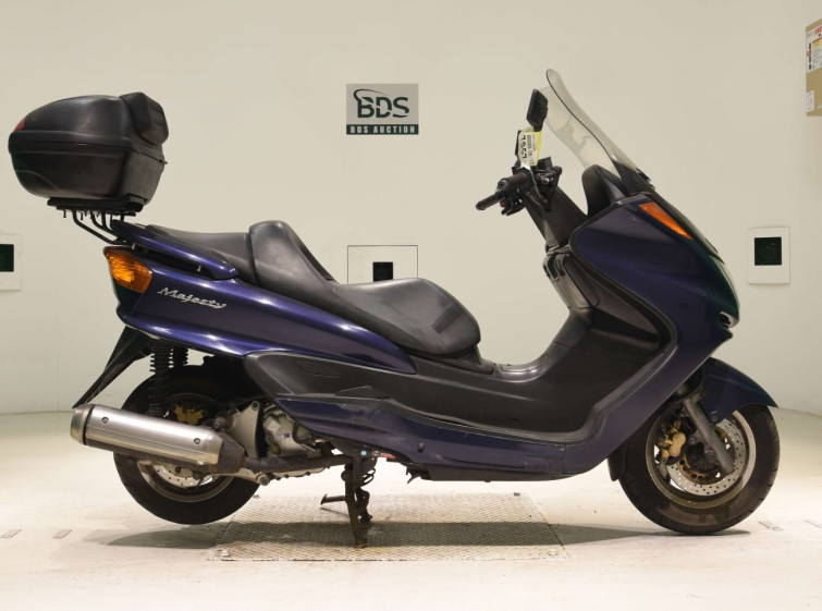 Мотоцикл Yamaha MAJESTY 250 с пробегом 6428 km