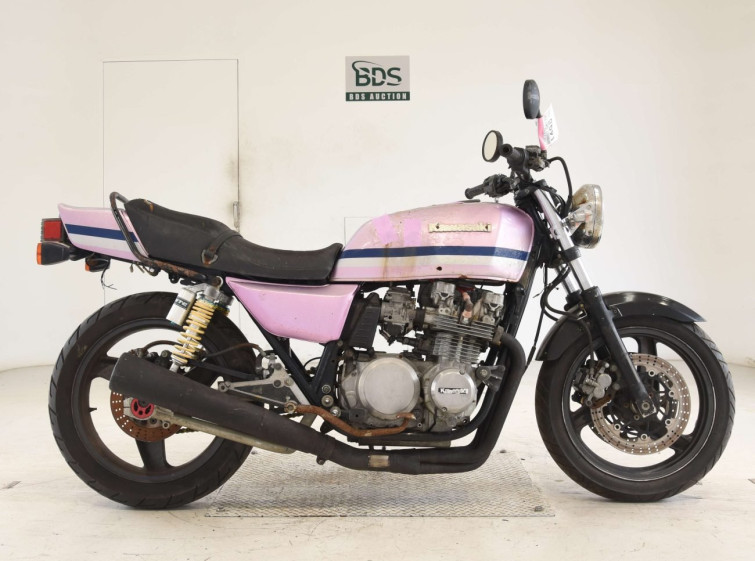 Мотоцикл Kawasaki Z750