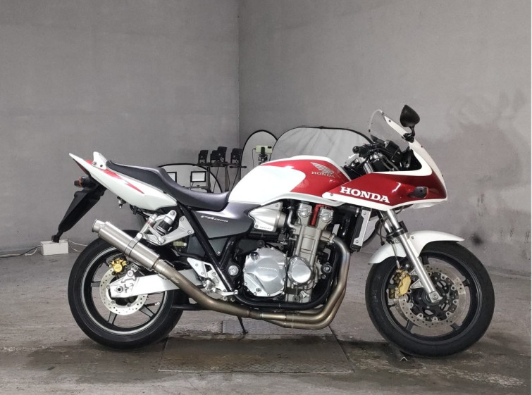 Мотоцикл Honda CB1300SF с пробегом 14603 km