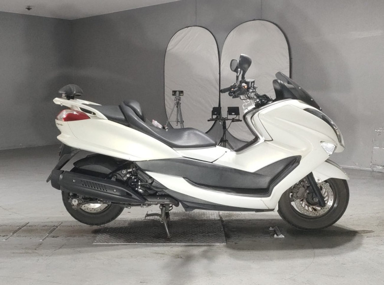 Мотоцикл Yamaha MAJESTY 250 с пробегом 26712 km