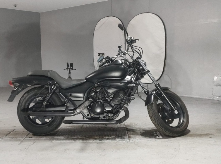 Мотоцикл Kawasaki ELIMINATOR 250V з пробігом 48246 km