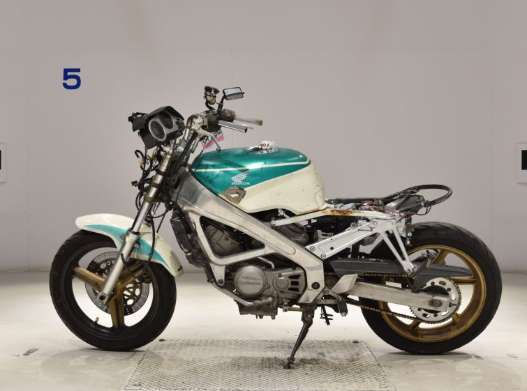 Мотоцикл Honda VT250 SPADA с пробегом 19762 km