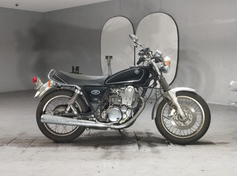 Мотоцикл Yamaha SR400 з пробігом 18905 km