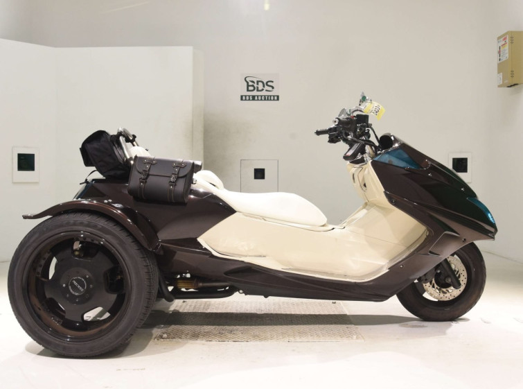 Мотоцикл Yamaha MAXAM250 TRIKE с пробегом 8584 km