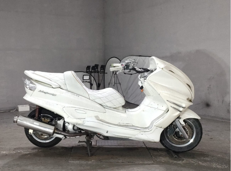 Мотоцикл Yamaha MAJESTY 250 с пробегом 14387 km