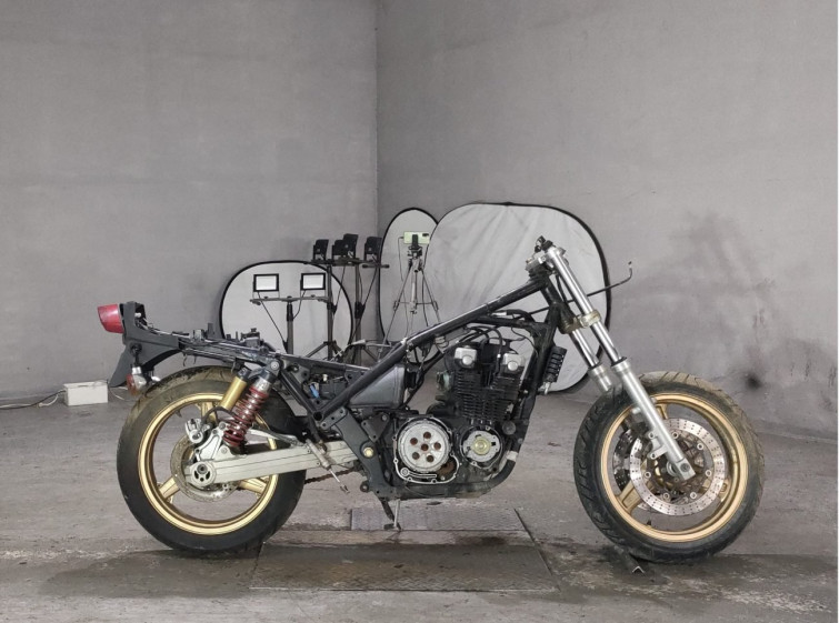 Мотоцикл Kawasaki ZEFAR 400