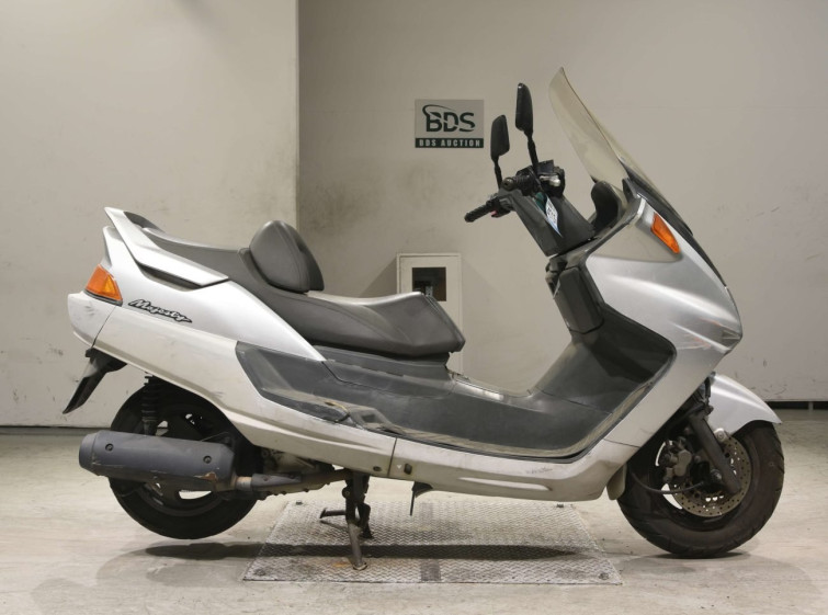 Мотоцикл Yamaha MAJESTY 250 с пробегом 22186 km