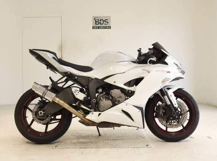 Мотоцикл Kawasaki ZX-6RA с пробегом 15533 km