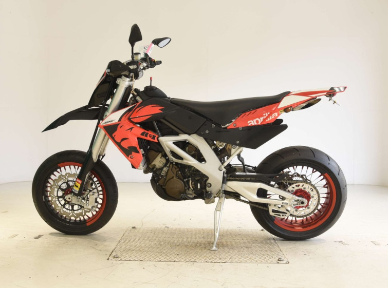 Мотоцикл Aprilia SXV450 с пробегом 1352 km