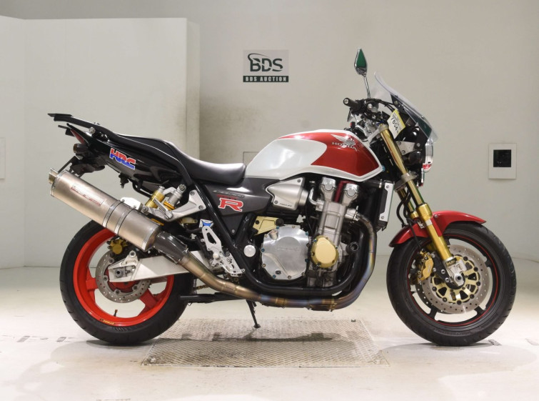 Мотоцикл Honda CB1300SF з пробігом 99129 km