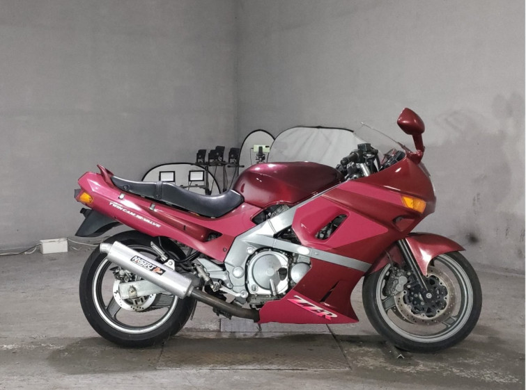 Мотоцикл Kawasaki ZZ-R400 с пробегом 10853 km