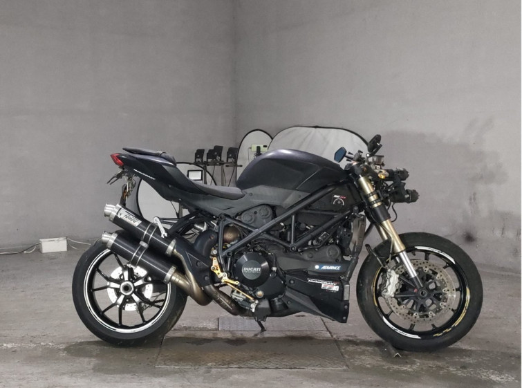 Мотоцикл Ducati STREETFIGHTER 848