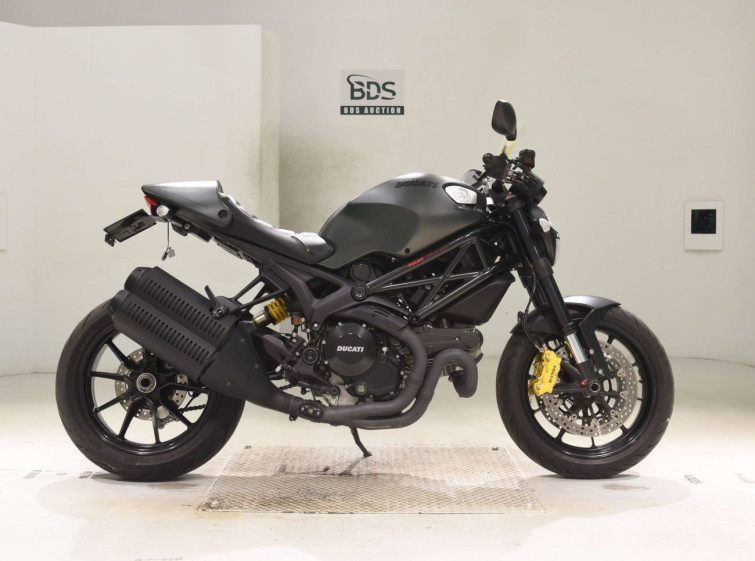 Мотоцикл Ducati MONSTER 1100EVO з пробігом 9442 km