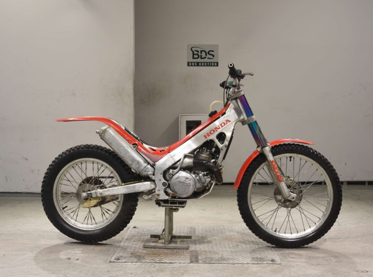 Мотоцикл Honda RTL250R