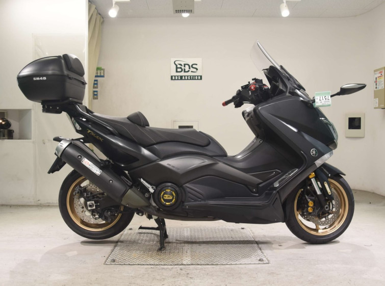 Мотоцикл Yamaha T-MAX530 с пробегом 27978 km