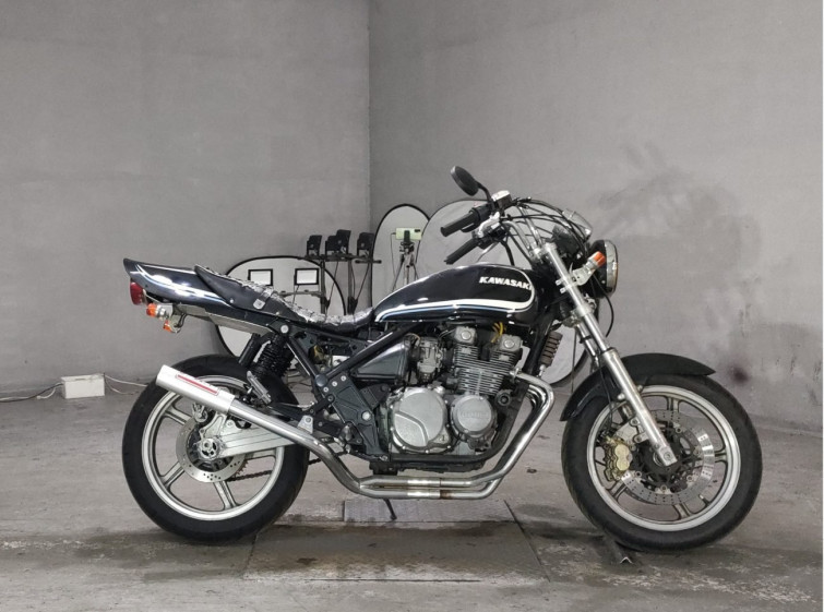 Мотоцикл Kawasaki ZEFAR 400 з пробігом 608 km