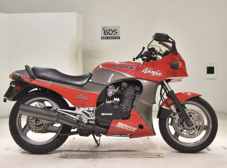 Мотоцикл Kawasaki GPZ900R с пробегом 59931 km
