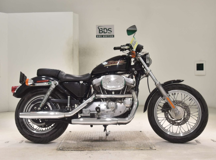 Мотоцикл HD SPORTSTER XLH883 з пробігом 10990 km